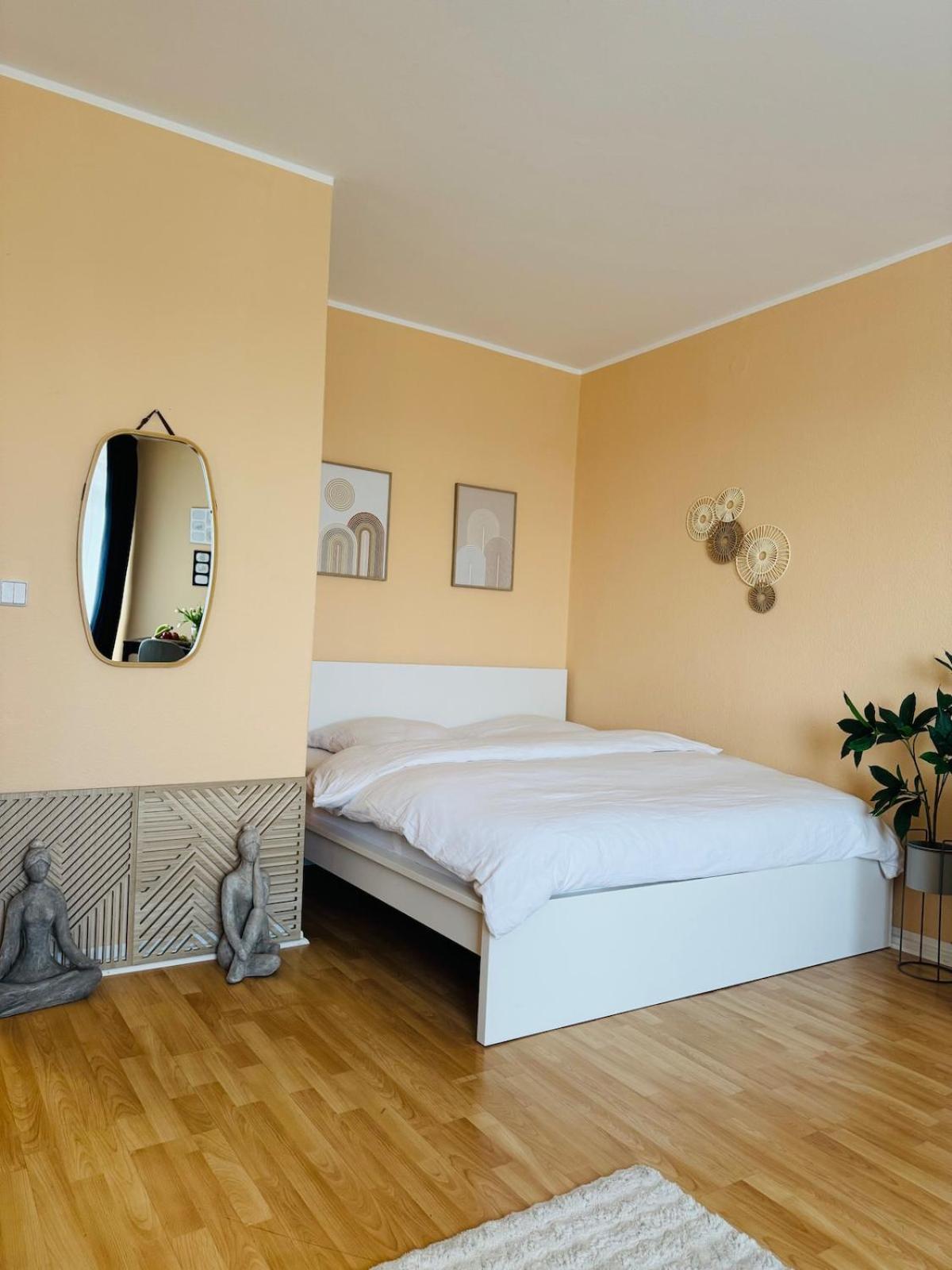 Studio Apt Messe & Ku'Damm Naehe Mit Parkplatz Berlin Exterior foto